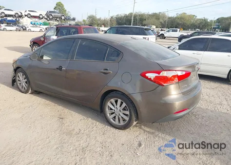 2015 Kia Forte Lx z USA, uszkodzony, nr VIN KNAFX4A62F5333017